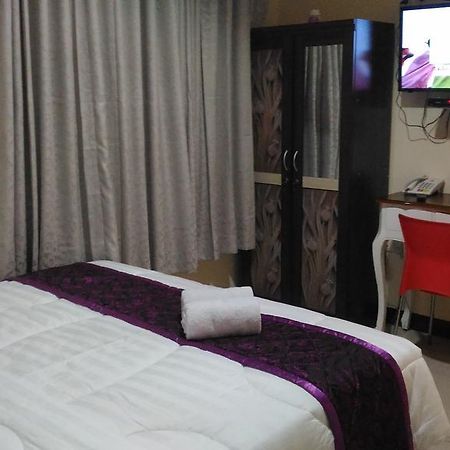 Hotel Diponegoro House Salatiga Exteriér fotografie